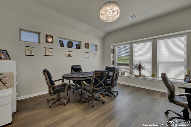 Image 16 of 32 For 623 Foxbrook