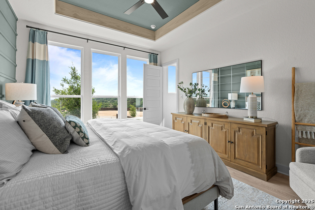 Image 23 of 31 For 20675 Huebner Rd Unit 707