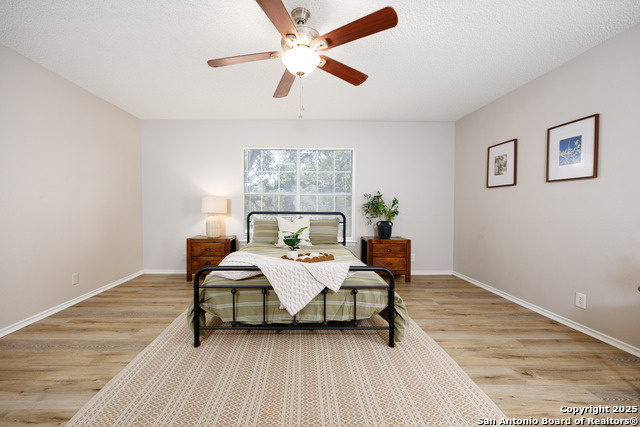 Image 16 of 26 For 10511 Stone Creek