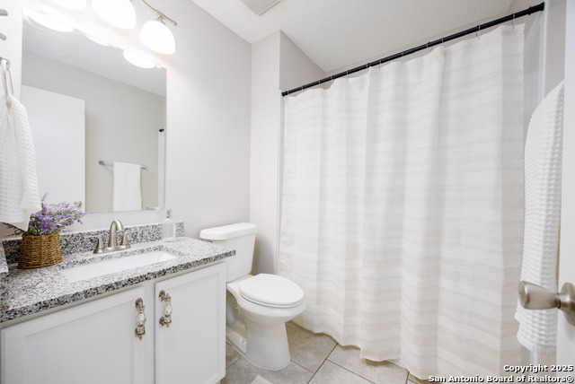 Image 18 of 26 For 10511 Stone Creek