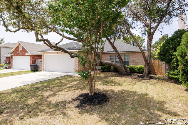 Image 3 of 26 For 10511 Stone Creek