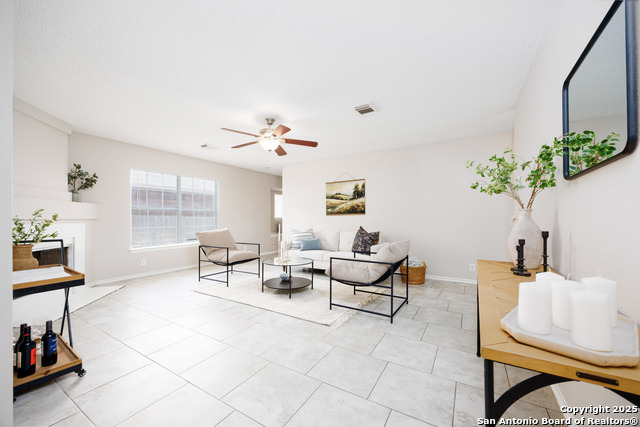 Image 4 of 26 For 10511 Stone Creek