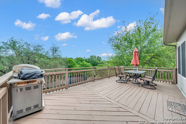 Listing photo id 16 for 13619 Mesa Point
