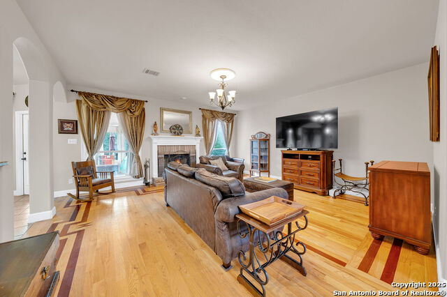 Listing photo id 21 for 13619 Mesa Point