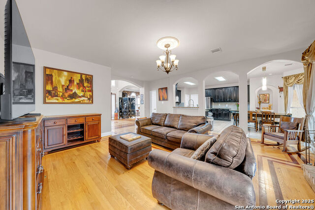 Listing photo id 23 for 13619 Mesa Point