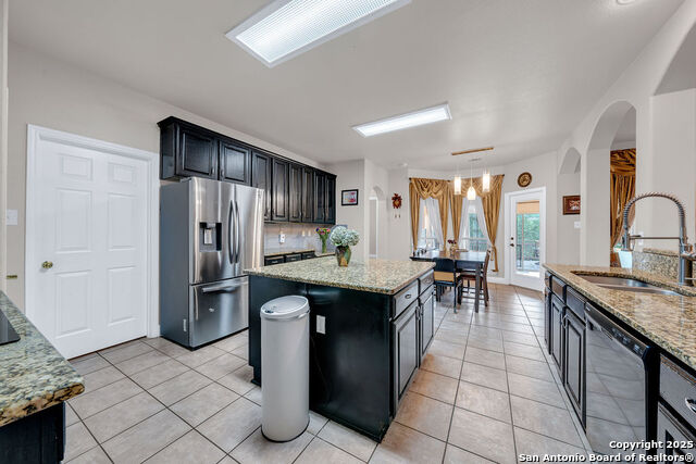 Listing photo id 25 for 13619 Mesa Point
