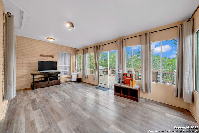 Listing photo id 29 for 13619 Mesa Point