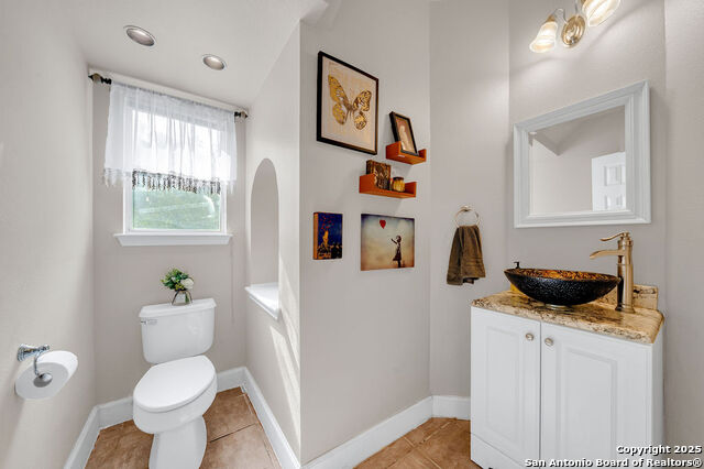 Listing photo id 34 for 13619 Mesa Point