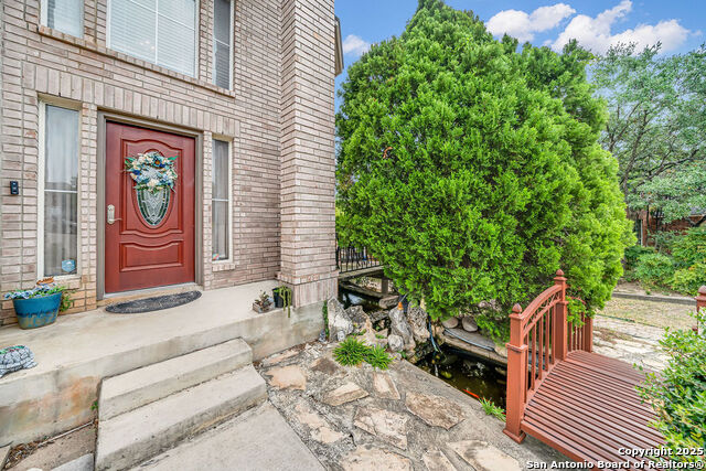 Listing photo id 2 for 13619 Mesa Point