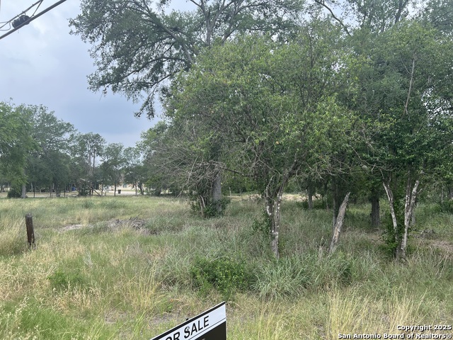 Listing photo id 1 for 483 Oak Knoll