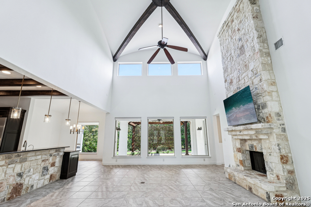 Image 14 of 91 For 6327 Almeria Cir