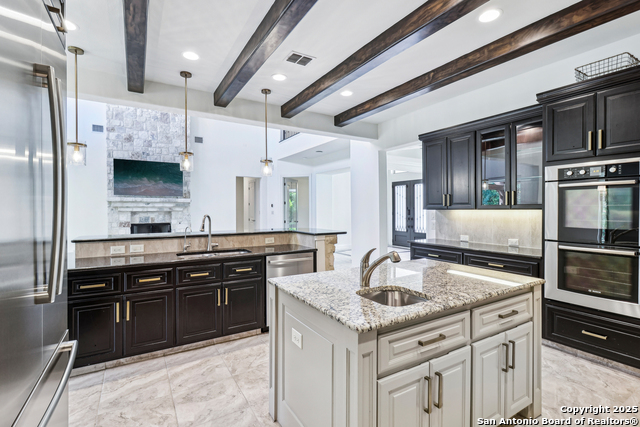 Image 20 of 91 For 6327 Almeria Cir