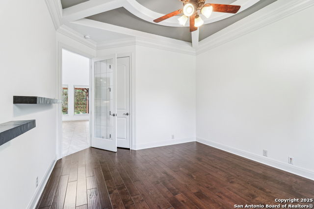Image 28 of 91 For 6327 Almeria Cir