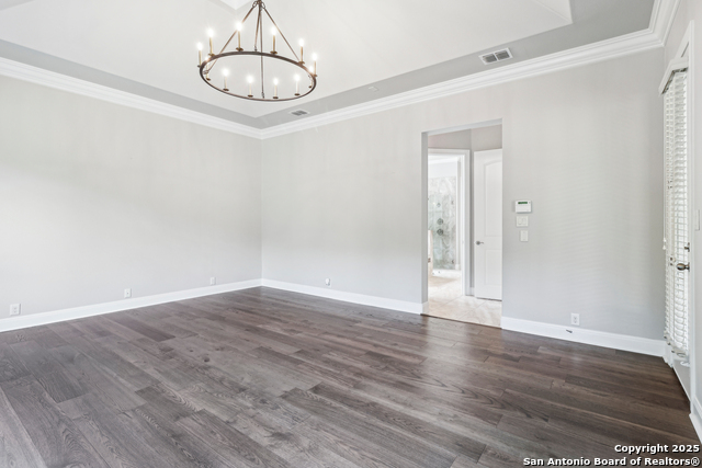 Image 31 of 91 For 6327 Almeria Cir