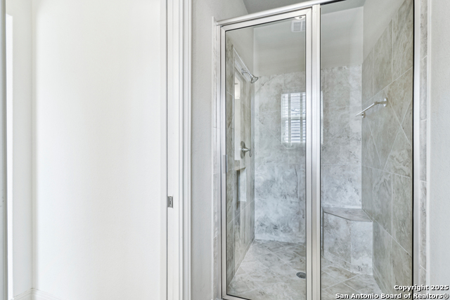 Image 60 of 91 For 6327 Almeria Cir