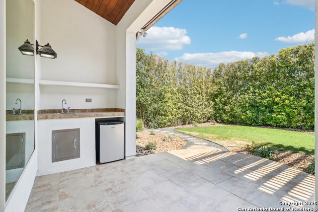 Image 72 of 91 For 6327 Almeria Cir