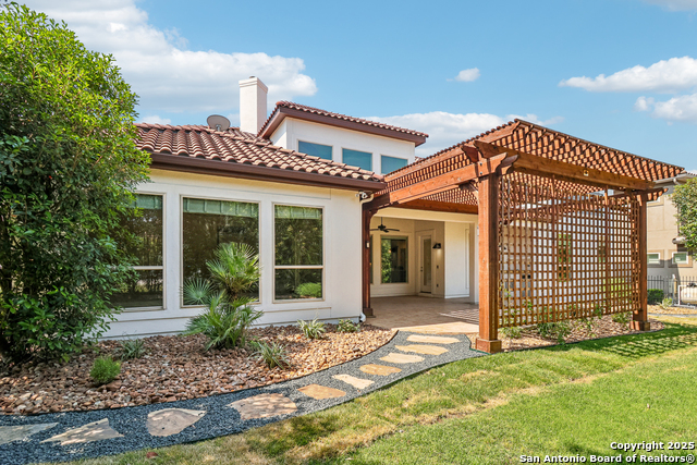 Image 76 of 91 For 6327 Almeria Cir