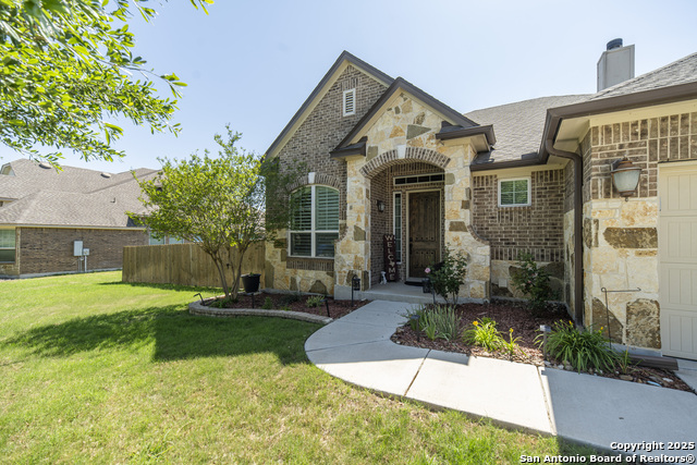 Listing photo id 0 for 3308 Ashleys