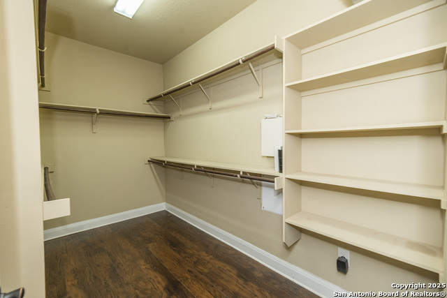 Listing photo id 18 for 3308 Ashleys