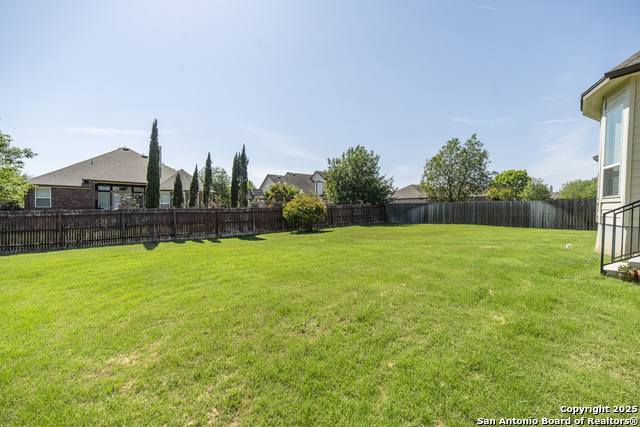 Listing photo id 24 for 3308 Ashleys