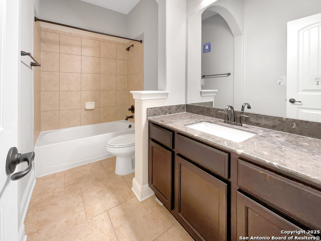 Listing photo id 14 for 1627 Sun Canyon