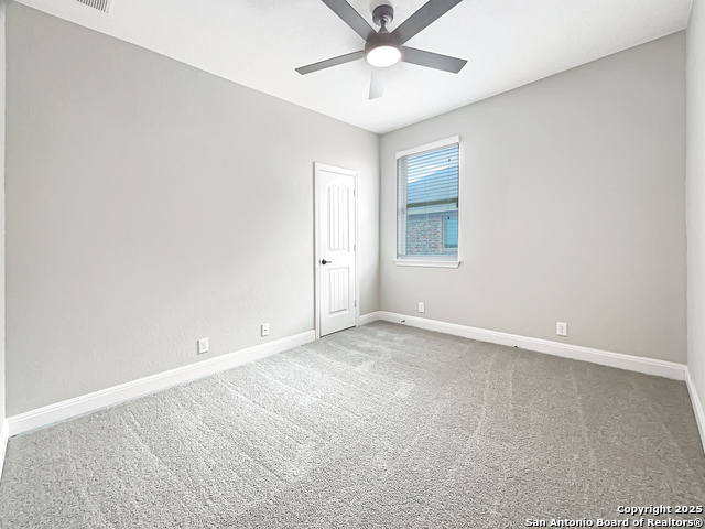 Listing photo id 3 for 1627 Sun Canyon