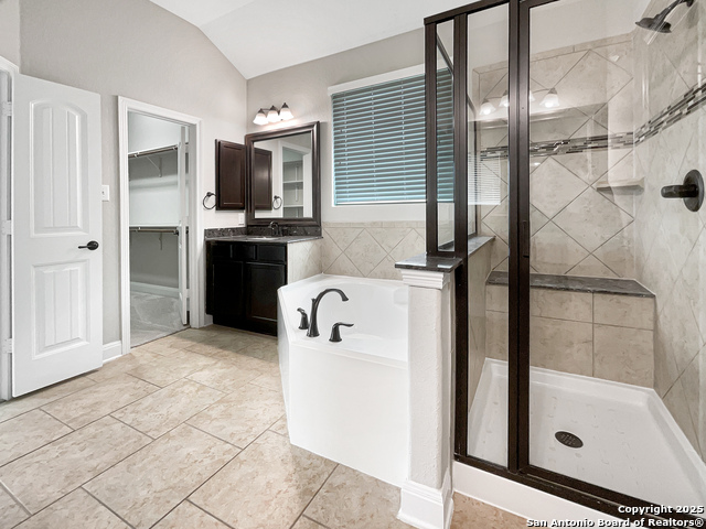 Listing photo id 5 for 1627 Sun Canyon