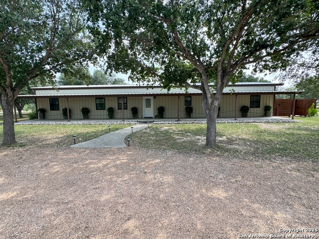 Details for 100 Choke Canyon Estates, Three Rivers, TX 78071
