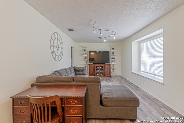 Image 4 of 56 For 5718 Ponderosa Dr