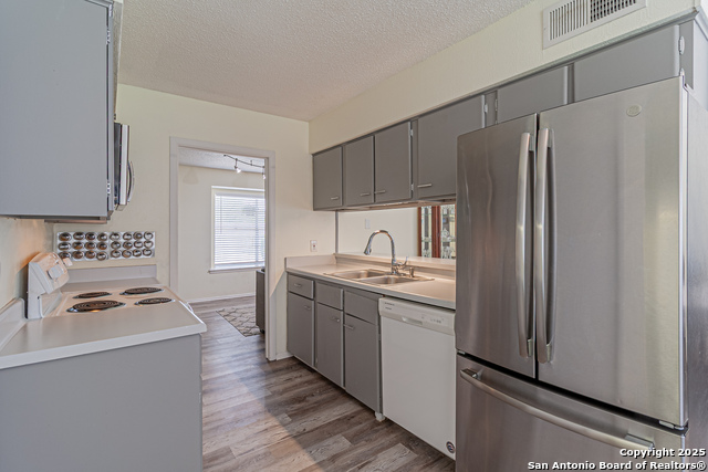 Image 8 of 56 For 5718 Ponderosa Dr