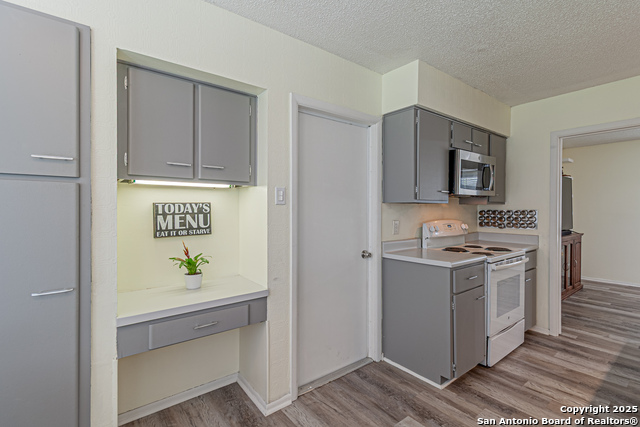 Image 9 of 56 For 5718 Ponderosa Dr