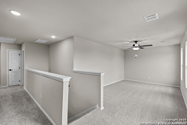 Listing photo id 12 for 6610 Lowrie Block