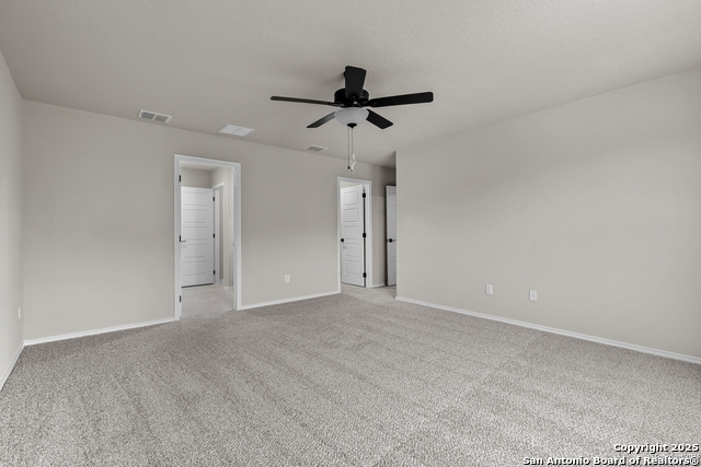 Listing photo id 16 for 6610 Lowrie Block
