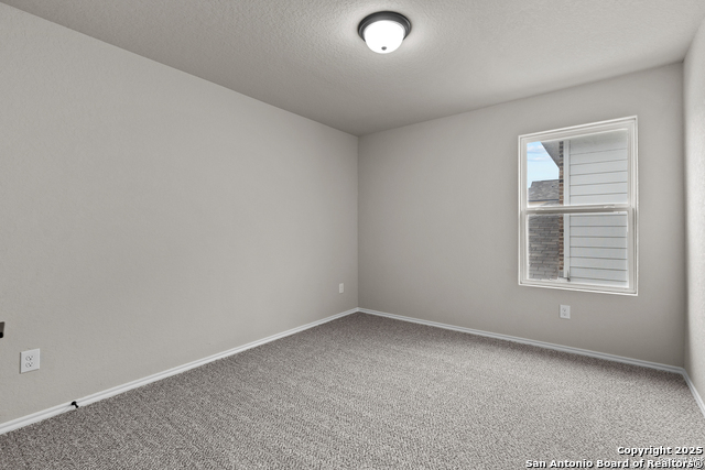 Listing photo id 22 for 6610 Lowrie Block