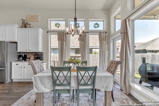 Image 32 of 43 For 2977 Grove  