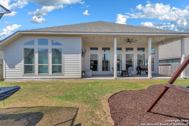 Image 41 of 43 For 2977 Grove  