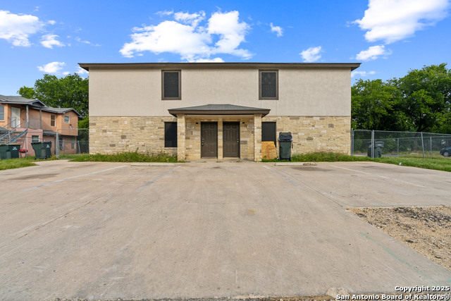 Details for 7585 Windsor Oaks, San Antonio, TX 78239