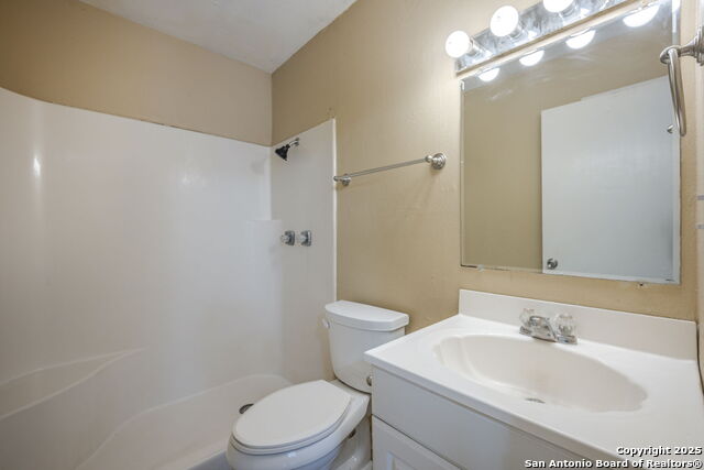 Image 19 of 26 For 12231 El Santo Way