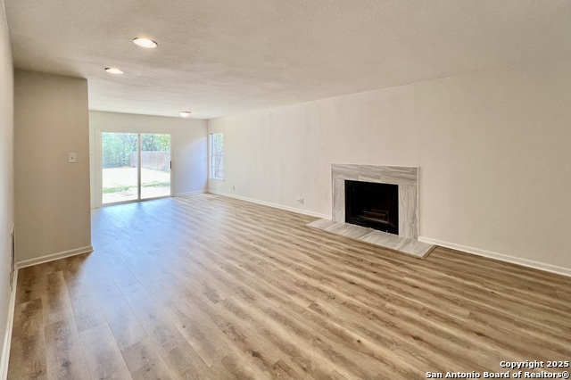 Image 6 of 21 For 7110 Spring Terrace Dr