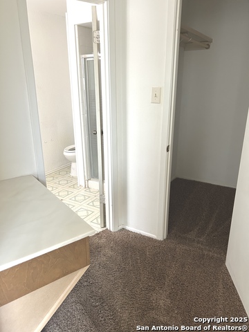 Image 4 of 9 For 6842 Crown Rdg