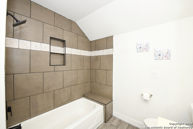 Image 24 of 41 For 8318 Tiguex  
