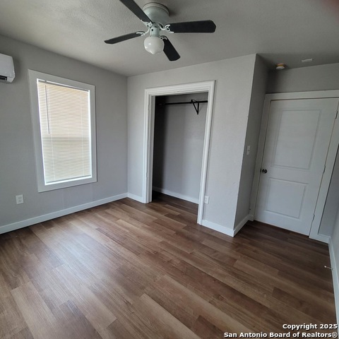 Listing photo id 8 for 162 Rosabell