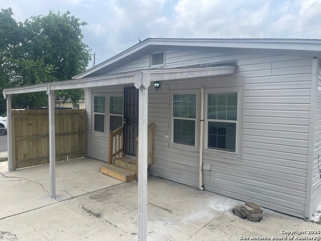 Listing photo id 19 for 162 Rosabell