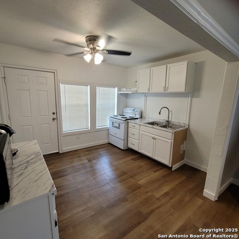 Listing photo id 3 for 162 Rosabell
