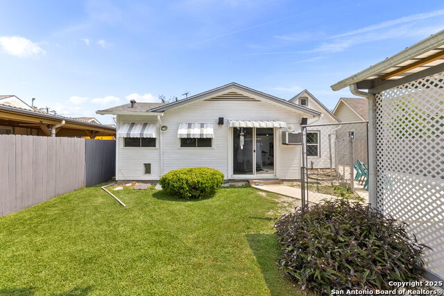 Listing photo id 21 for 942 Mcilvaine