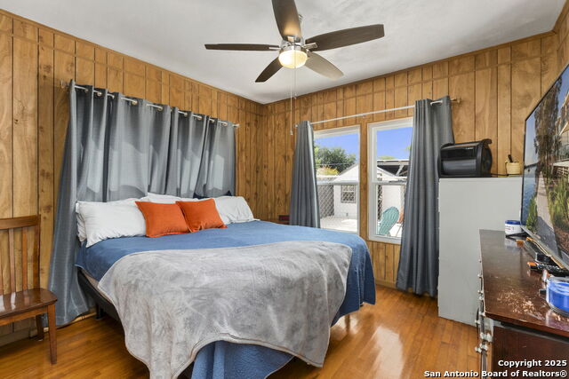 Listing photo id 7 for 942 Mcilvaine