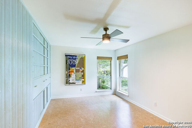 Image 21 of 28 For 221 Ogden Ln