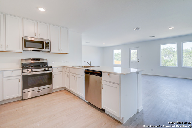 Listing photo id 12 for 523 Kathleen Pike Ridge