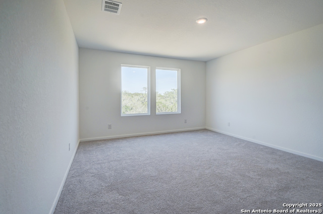 Listing photo id 24 for 523 Kathleen Pike Ridge