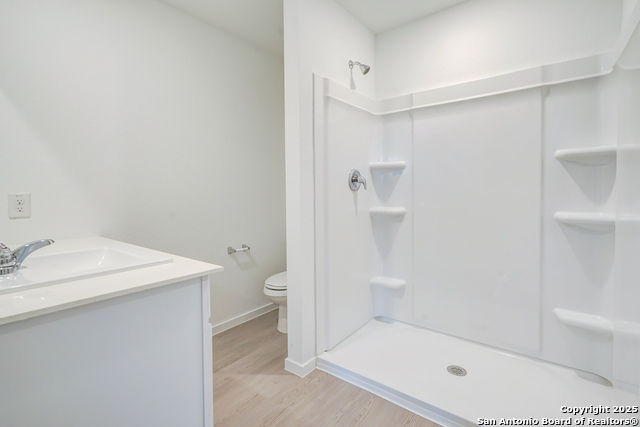 Listing photo id 27 for 523 Kathleen Pike Ridge